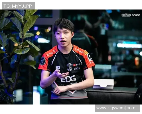 电竞新闻高校联赛中EDG战队比赛经验的深度分析与表现评估